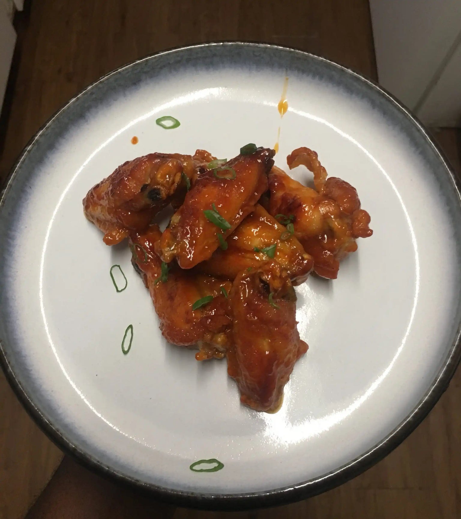 Chicken Wings in a Plate - Adun