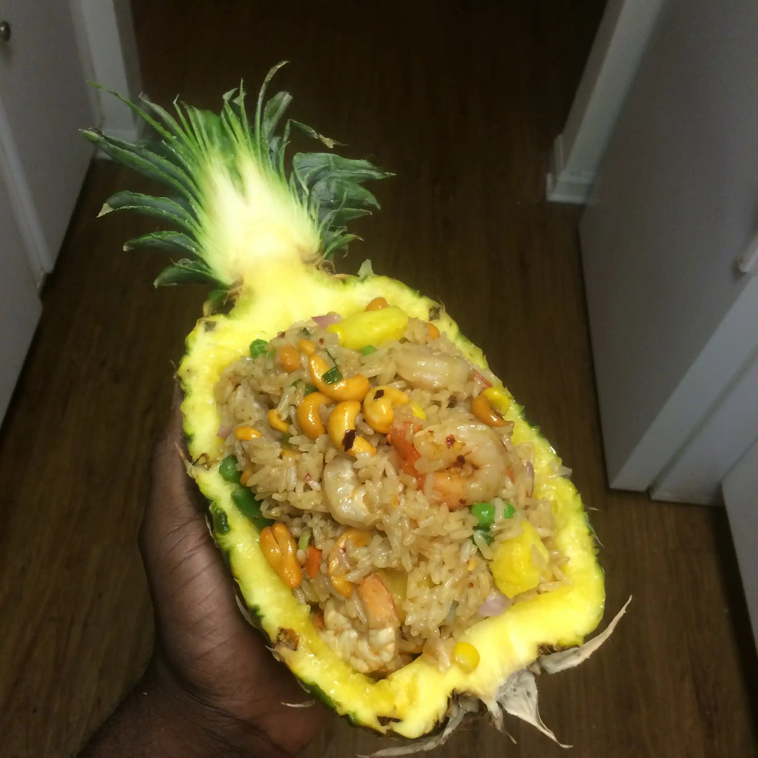 Pineapple Shrimp And Cashew Nut Fried Rice - Adun